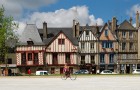 Vannes et ses maisons à pans de bois colorés © Yannick Le Gal