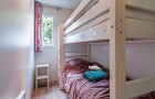 Chambre avec 2 lits superposés