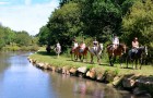 Balade à cheval près de l'étang à Mané Guernehué